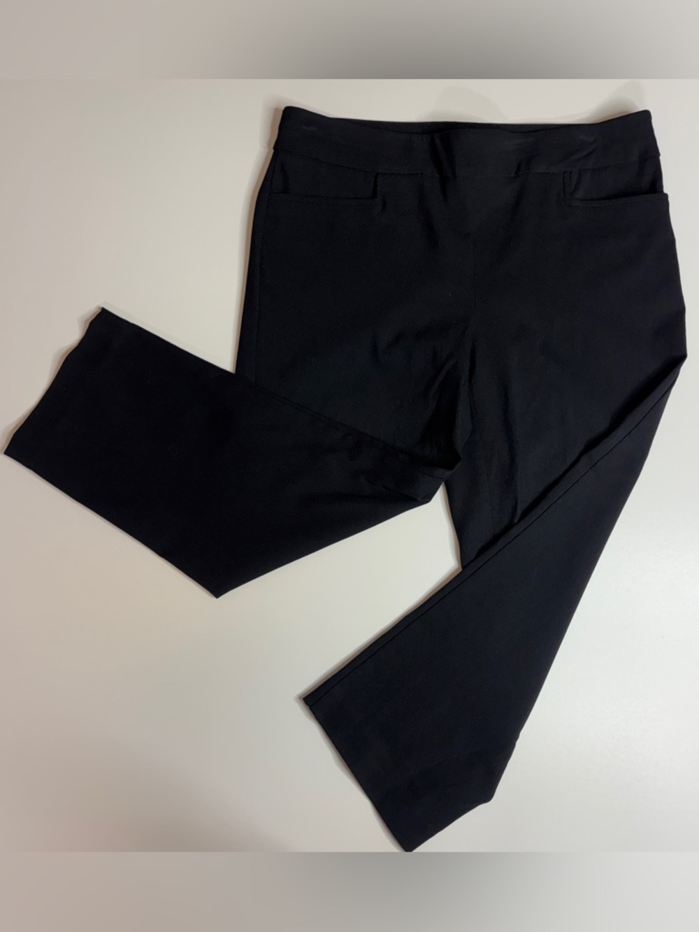 Chicos Black Capri Pants Career Stretch Minimalist Office Classic Size 00